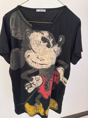 Iceberg Black Graphic Logo Tee with White Neck Label